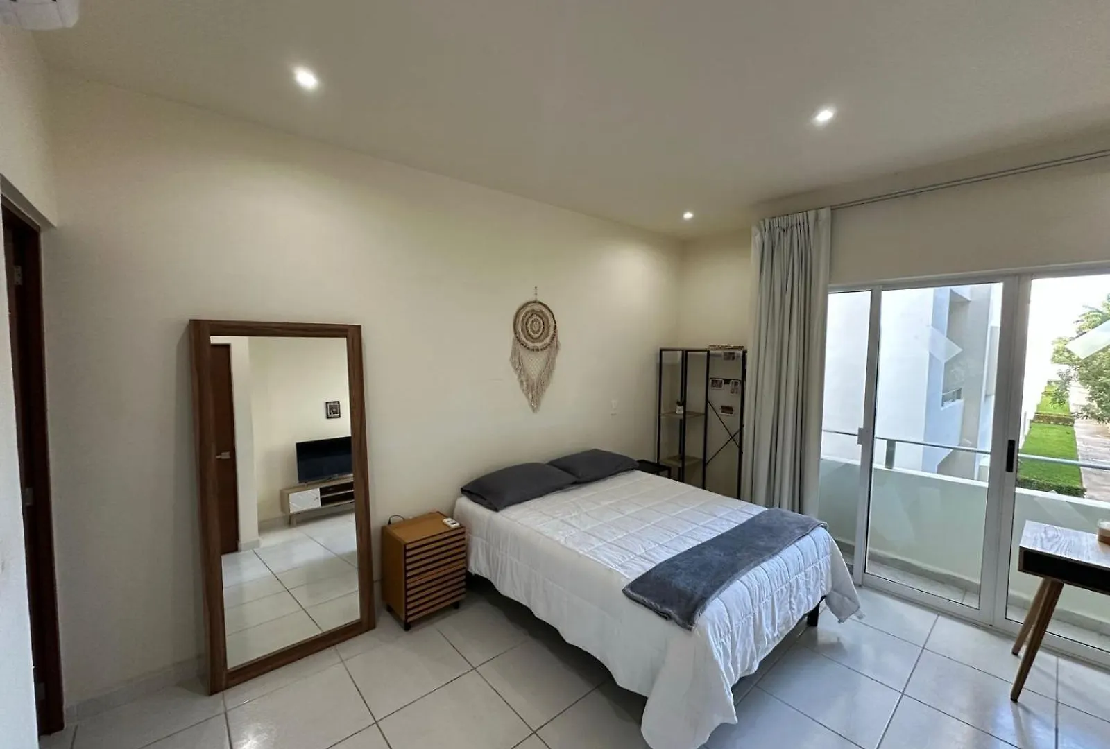 Hermoso Departamento Con Alberca Y Seguridad Cancun