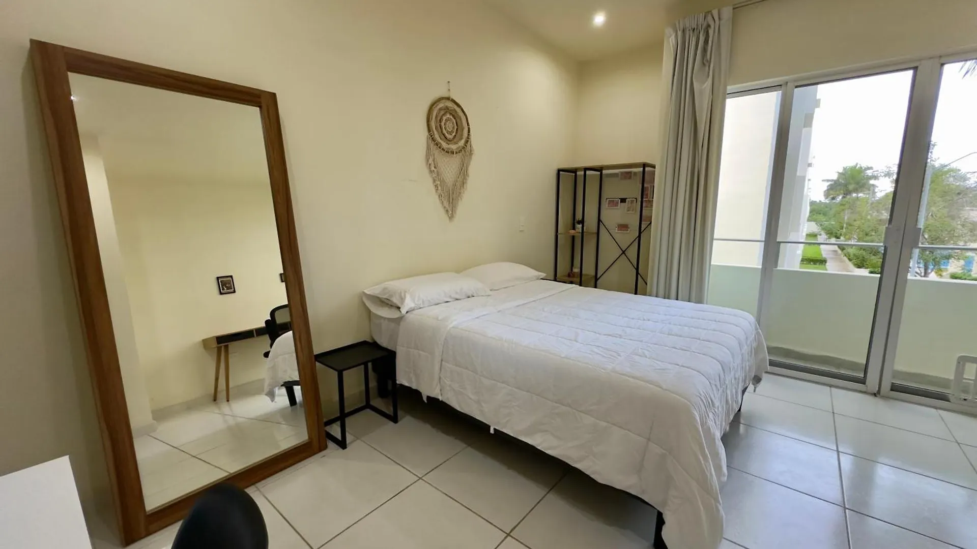 Hermoso Departamento Con Alberca Y Seguridad Cancun